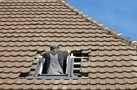 Pose de velux - Coulommiers-la-Tour